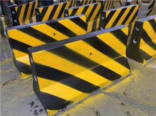 廣州邦堅生產的混凝土圍蔽墩