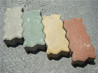 碼頭聯鎖塊(圖4) 五顏六色的碼頭連鎖塊