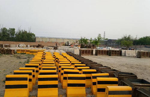 深圳水泥墩廠家