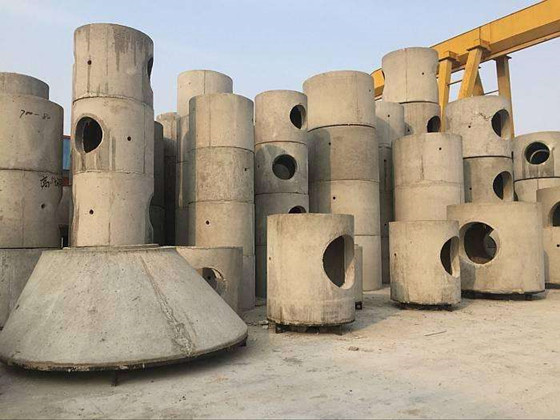 生產基地的混凝土檢查井