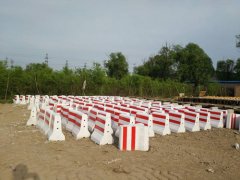 水泥防撞墩的優勢分析 