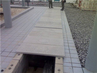 廣州邦堅施工中的電力蓋板